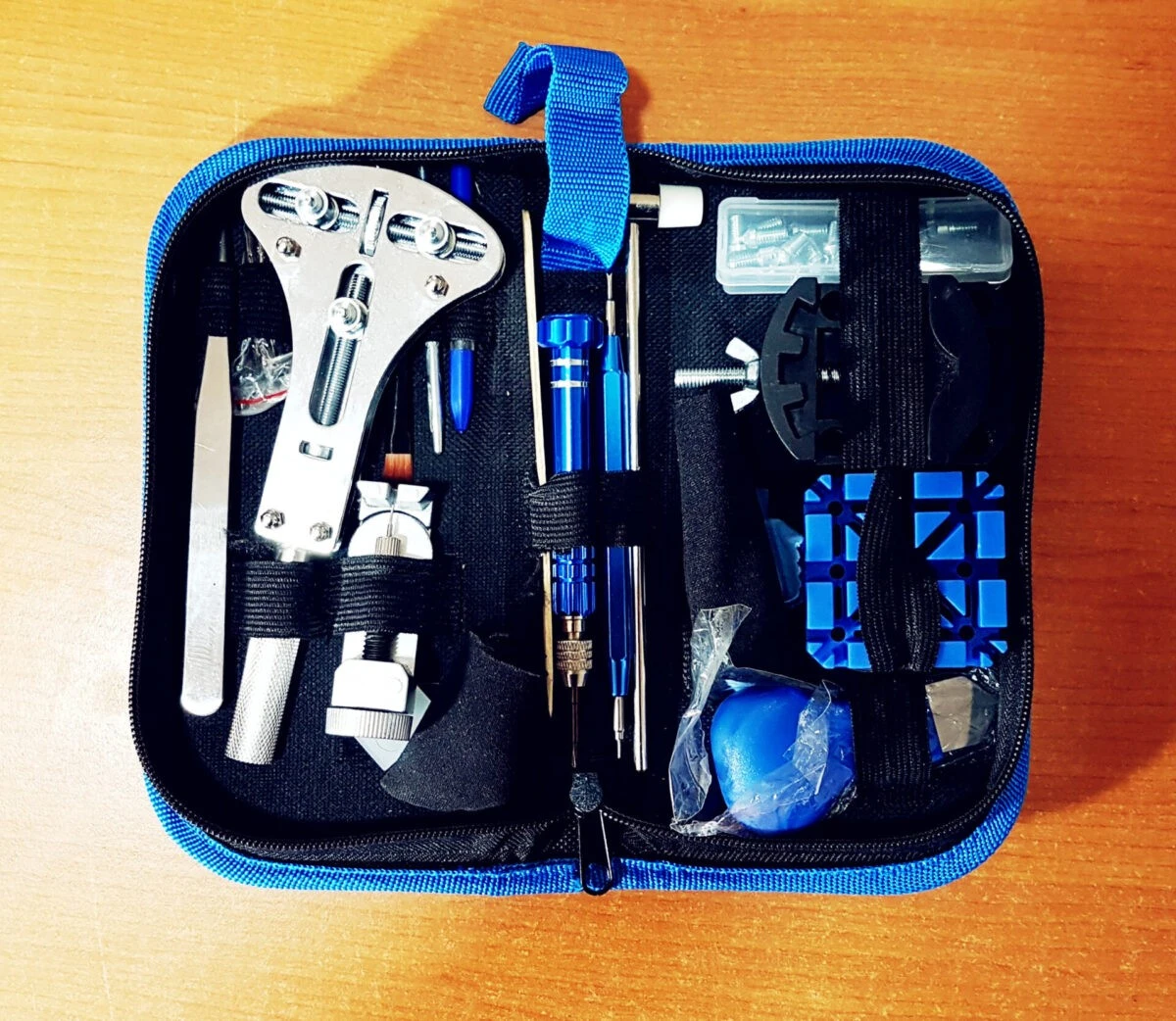 Kit básico de herramientas de relojero