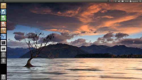 ubuntu natty narwhal unity 2d