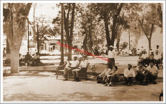 Plaza de Armas ECOS LEJANOS DEL INFORME DEL GOBIERNO FEDERAL  Hace mucho, cua...