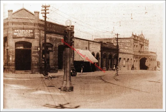 En las Calles de Torreón EN LA CALLE RAMOS ARIZPE  La foto, muy viejita, data...