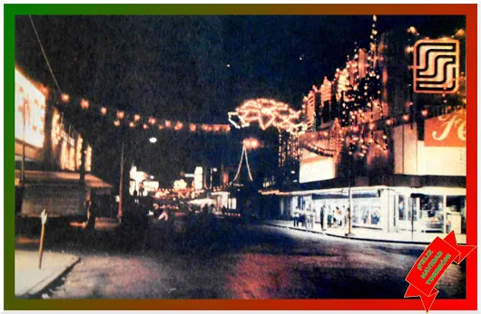 ¡FELIZ NAVIDAD TORREÓN!  Foto de la Avenida Hidalgo, en el Centro de la Ciuda...