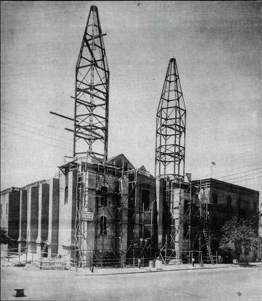PARROQUIA DE NUESTRA SEÑORA DE GUADALUPE  Construyendo las Torres  Foto de 19...