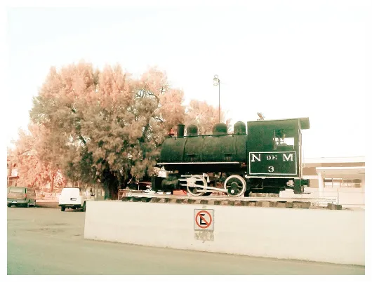 Locomotora No. 3 Pasé por la parte de atrás de la Presidencia de Gómez Palaci...