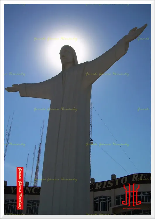 Cerro de las Noas LA ESCULTURA DE CRISTO REY DE VLADIMIR Y DE TODOS LOS LAGUN...