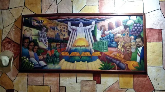 Me gusto mucho este cuadro que vi en el restaurante Los Adobes. Muy represent...