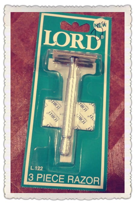 Maquina de afeitar de la marca LORD