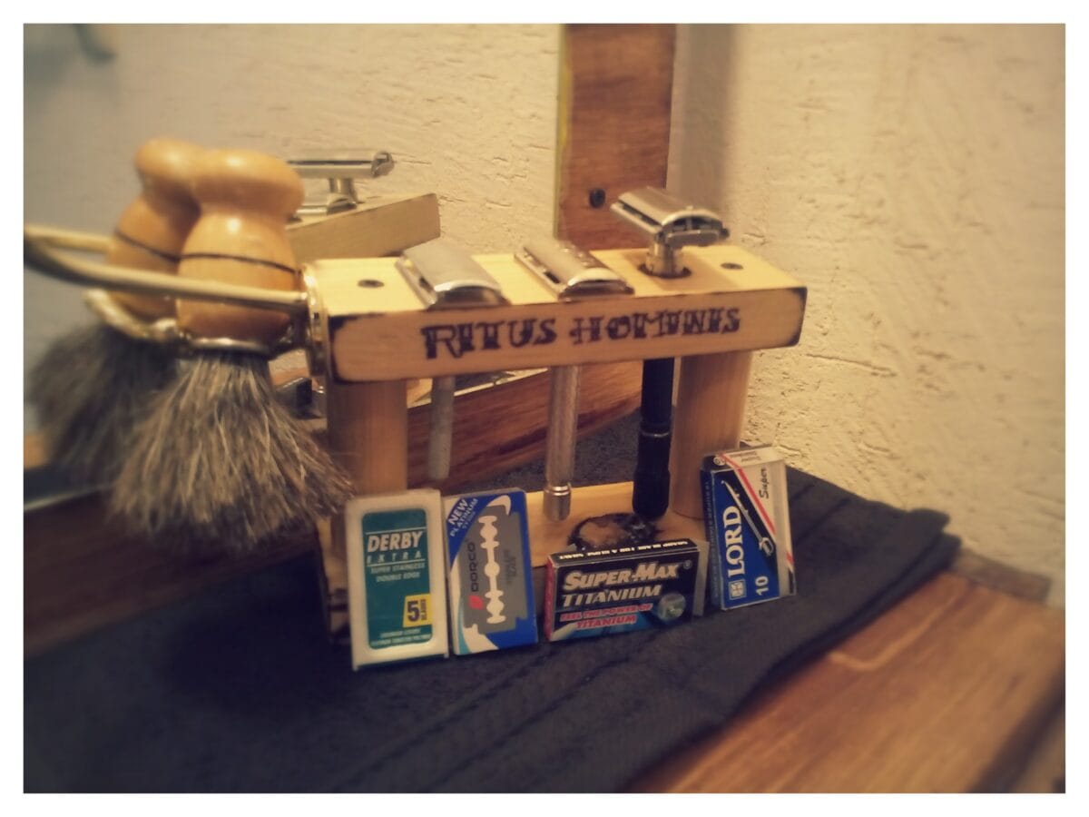 Featured image of post Soporte para máquinas de afeitar